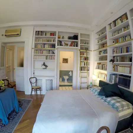 La Stanza Del Filosofo בית אירוח